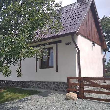 Romantik Na Hrinovskych Lazoch Chalet Hrinova