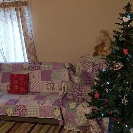 Romantik Na Hrinovskych Lazoch 木屋