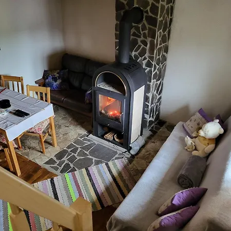 木屋 Romantik Na Hrinovskych Lazoch